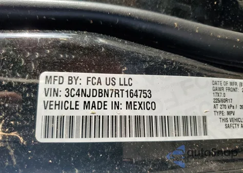 2024 Jeep Compass Latitude z USA, uszkodzony, nr VIN 3C4NJDBN7RT164753